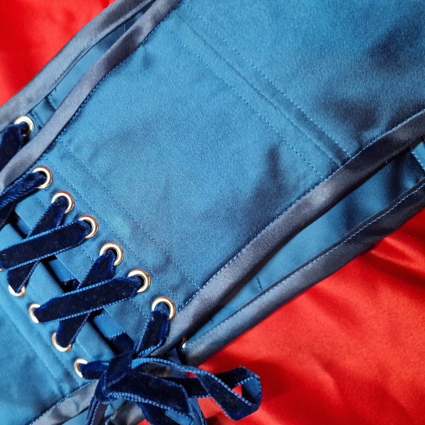 The Jellyfish Bloom Corset Belt - Classic