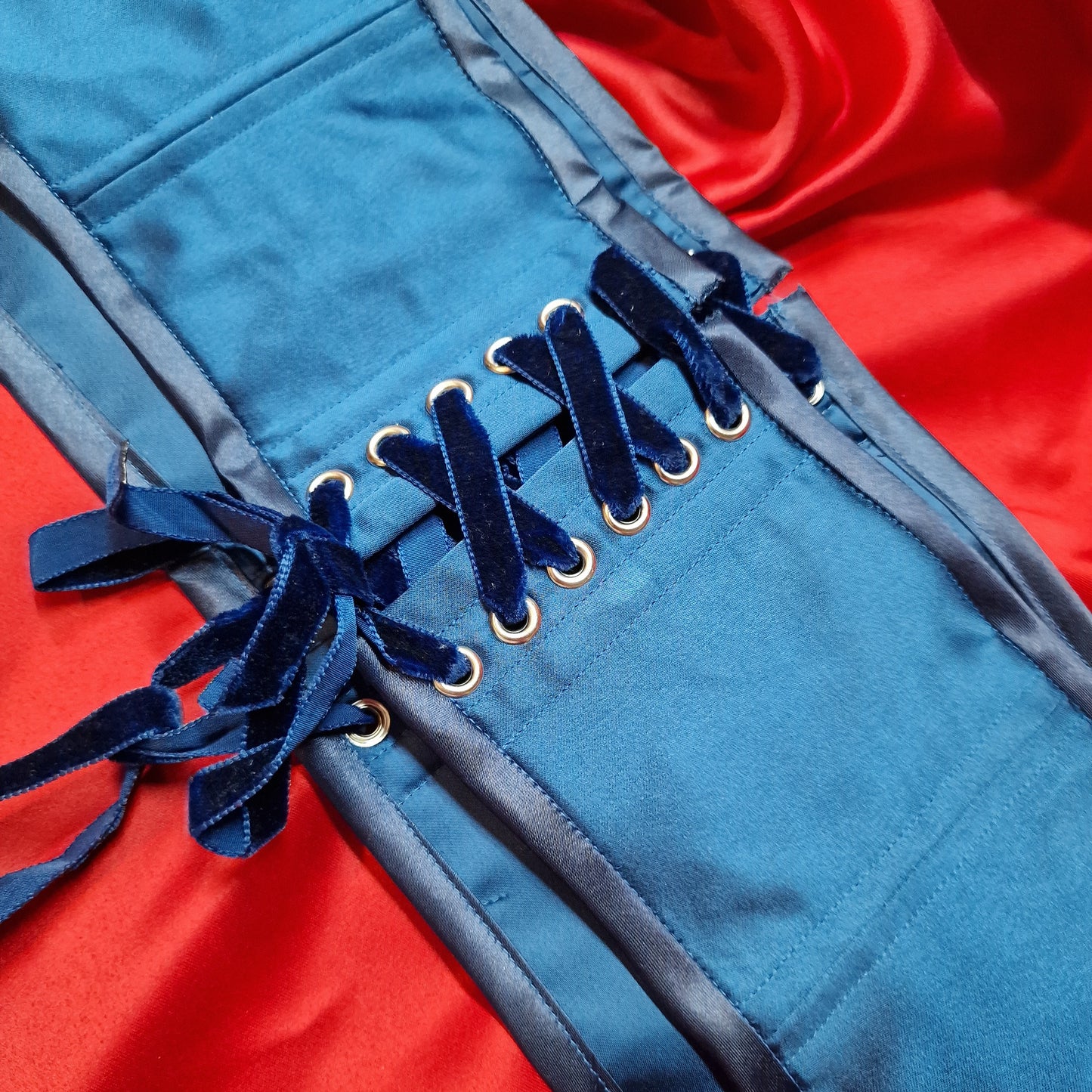 The Jellyfish Bloom Corset Belt - Classic